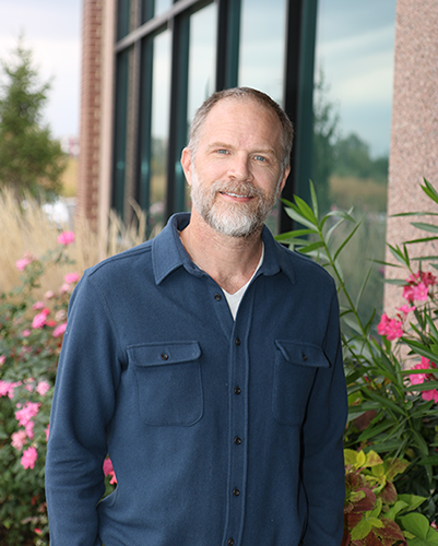 photo of Kiel standing outside