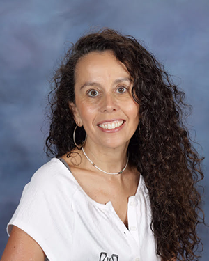 Dr. Marta Silva