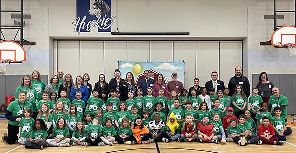 first graders wearing matching green shirts for agriculture program